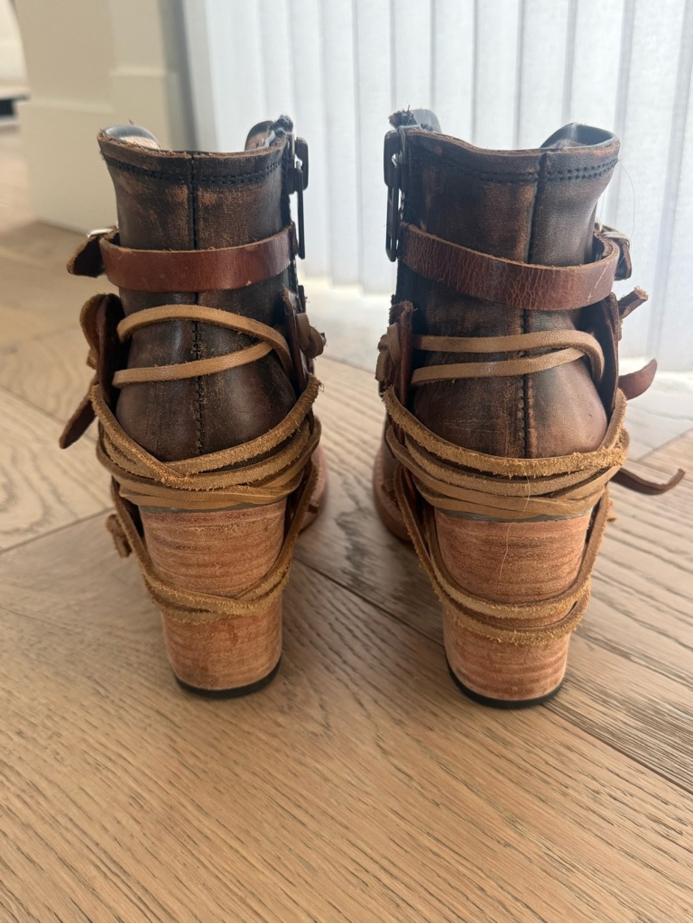 Freebird Carter Ankle Boots - Picture 4 of 4